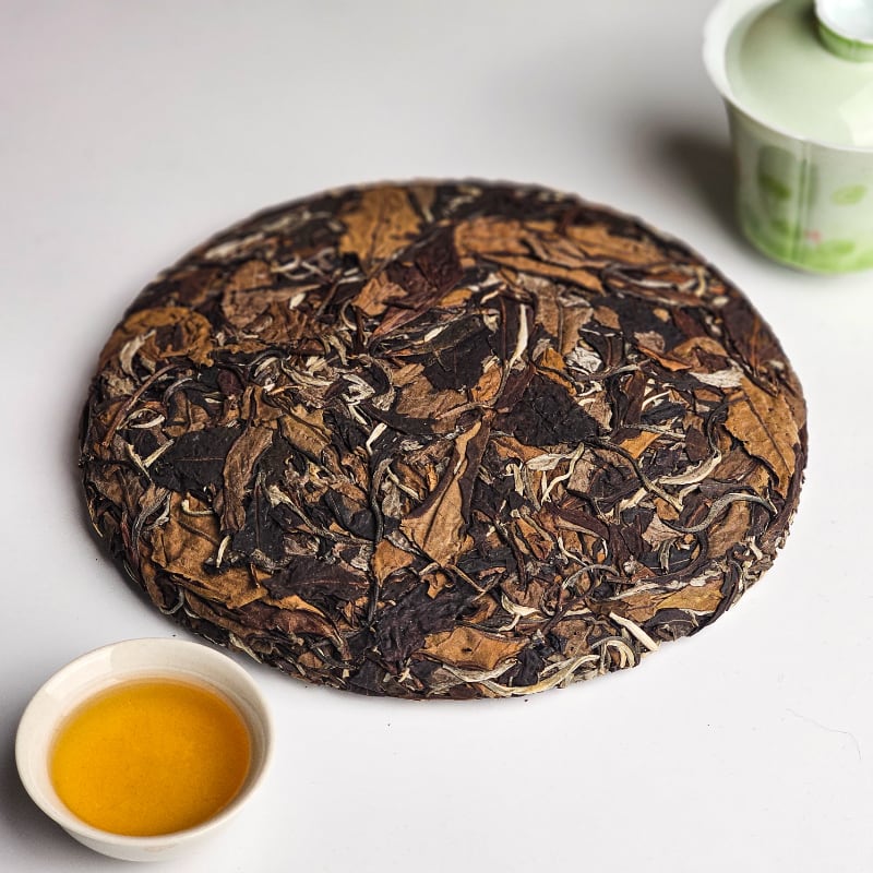 "Bạch Trà Phơi Trăng" - Bánh Bạch Trà Shan Tuyết 300g (2021) 2 "Bạch Trà Phơi Trăng" - Bánh Bạch Trà Shan Tuyết 300g (2021) - Ảnh 2